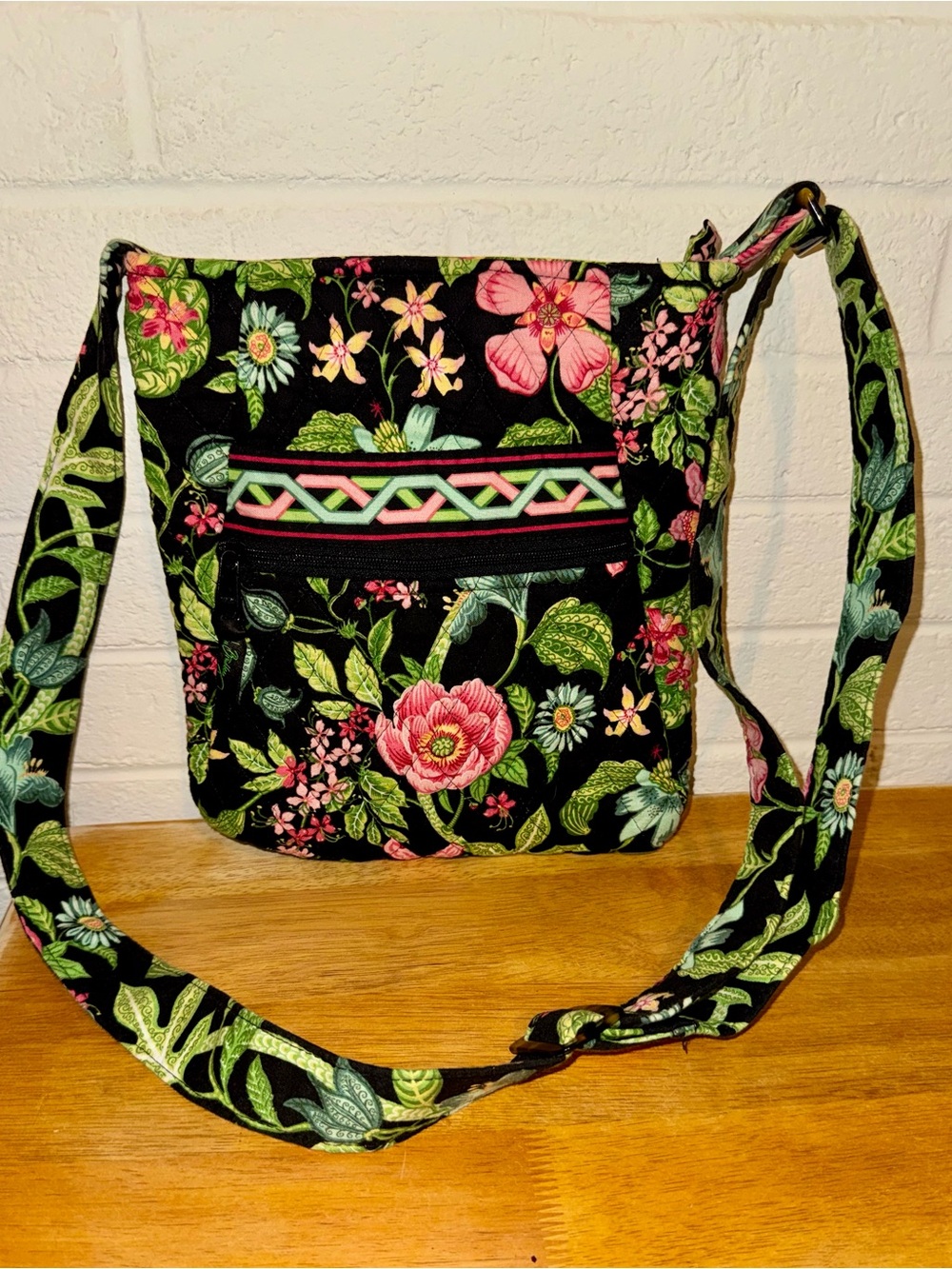 Vera Bradley Quilted Tropical Crossbody Bag in Retired Botanica